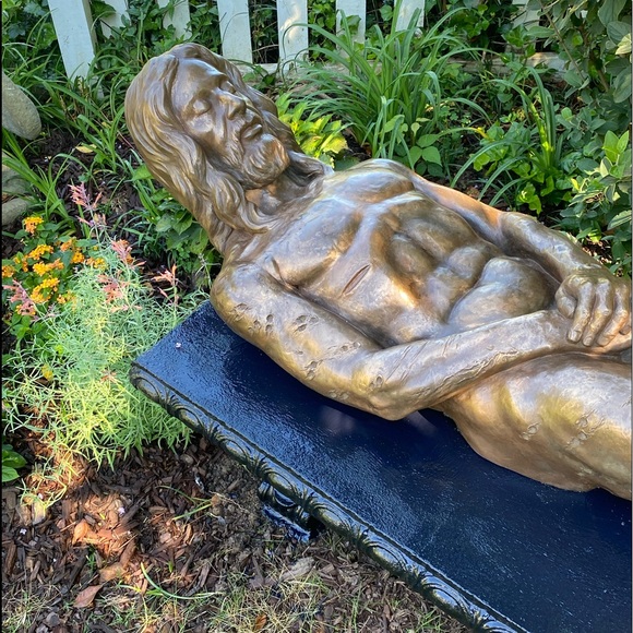 The definitive Jesus Christ sculpture in the world. - Picture 4 of 7